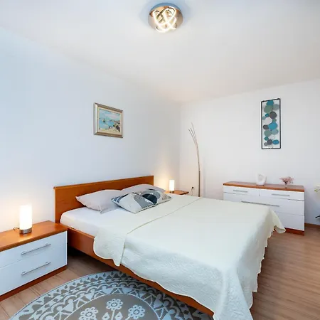 Holiday home House With A Parking Space Novigrad - 23821 Novigrad (Dalmatia)